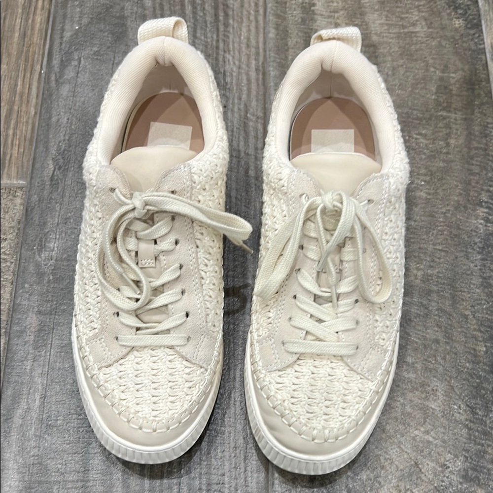 Women's Cream Textured Sneakers